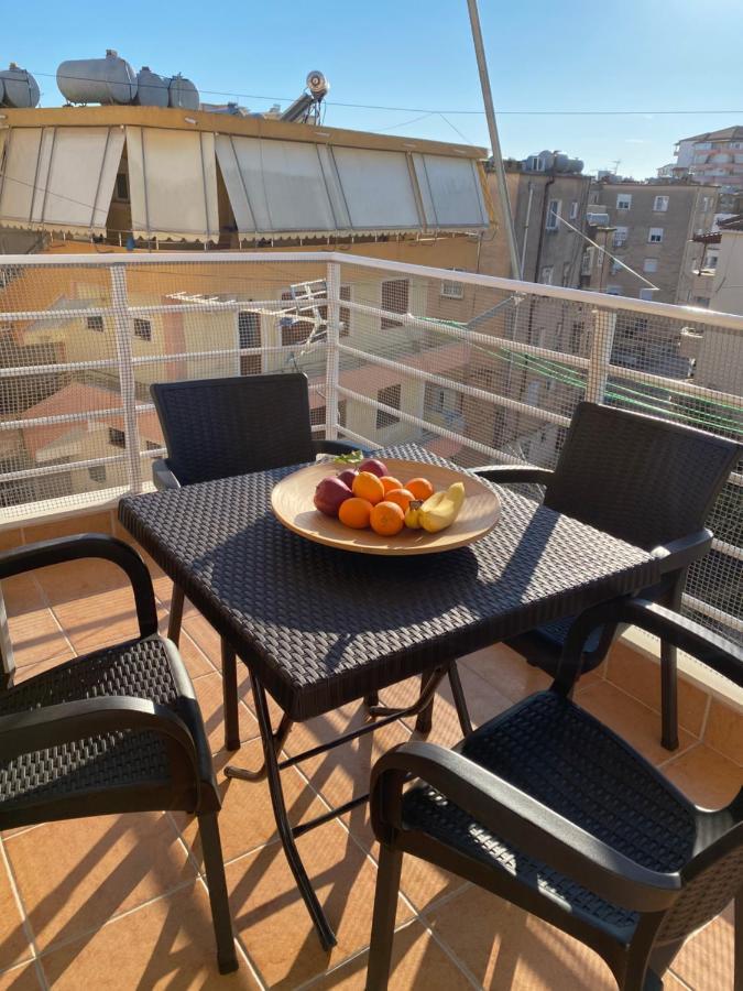 Sunny Apartament Saranda Esterno foto