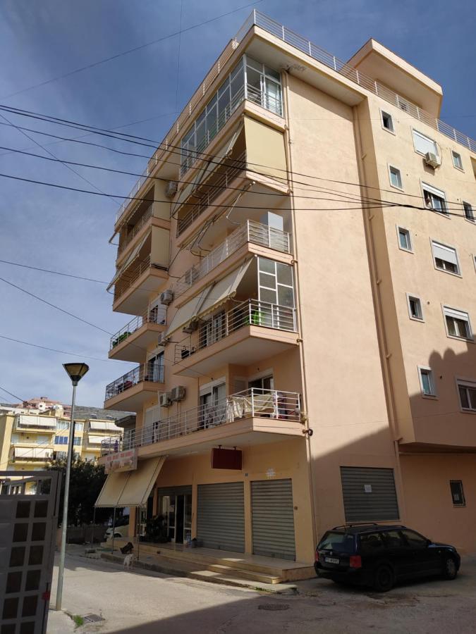 Sunny Apartament Saranda Esterno foto