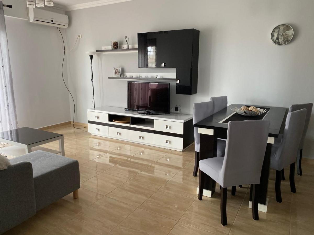 Sunny Apartament Saranda Esterno foto
